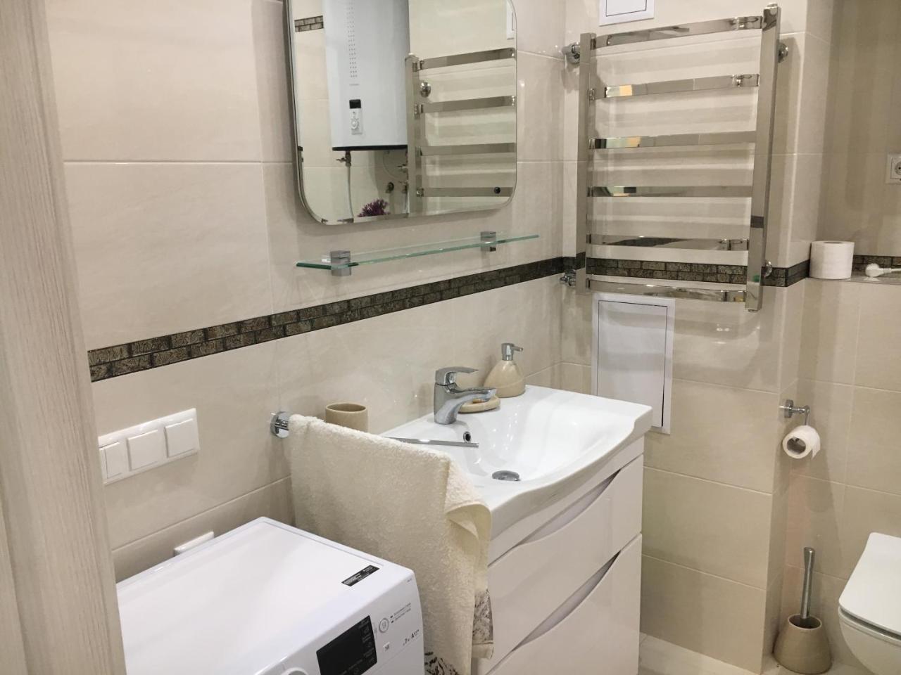 L&A Apartment キエフ エクステリア 写真