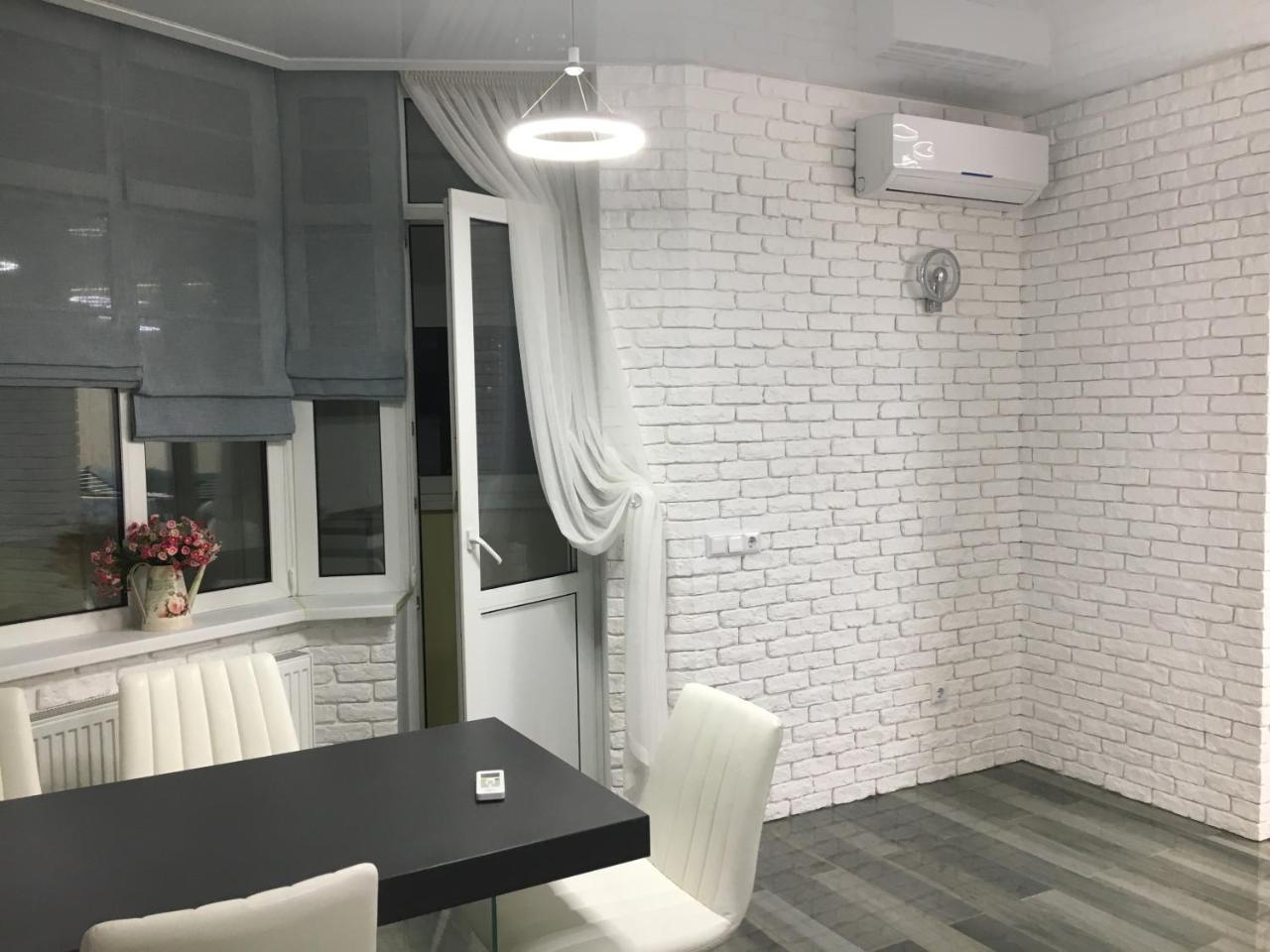 L&A Apartment キエフ エクステリア 写真